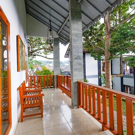 Guest House Gethsemane ซาลาตีกา ภายนอก รูปภาพ